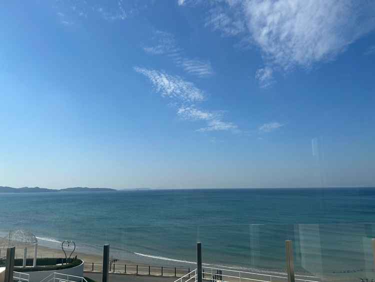 写真より実際に見た方が海が透き通っていて綺麗で感動します。