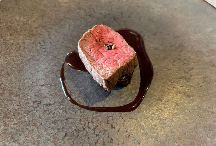 試食（牛ヒレ肉）