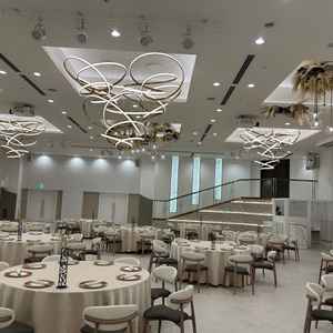 披露宴会場のフィガロはコンコードとは違った雰囲気で部屋全体が洗練されていて綺麗でした。