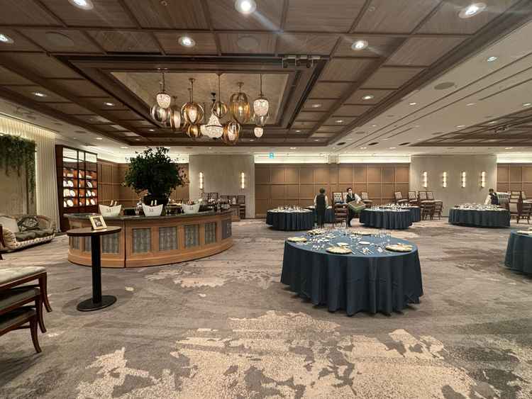 ウエストスイート、1番広く縦長のお部屋でした。