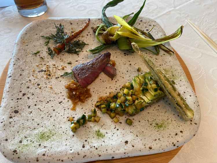 野菜それぞれの美味しさを引き出す調理がされており、子供でも楽しめるひと皿だと思いました。