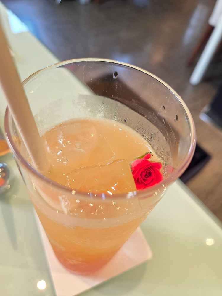 ウェルカムドリンクのクオリティが高くて、かわいくて写真を撮ってしまいました！！！とてもおいしかった！