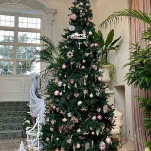 披露宴会場にもツリー