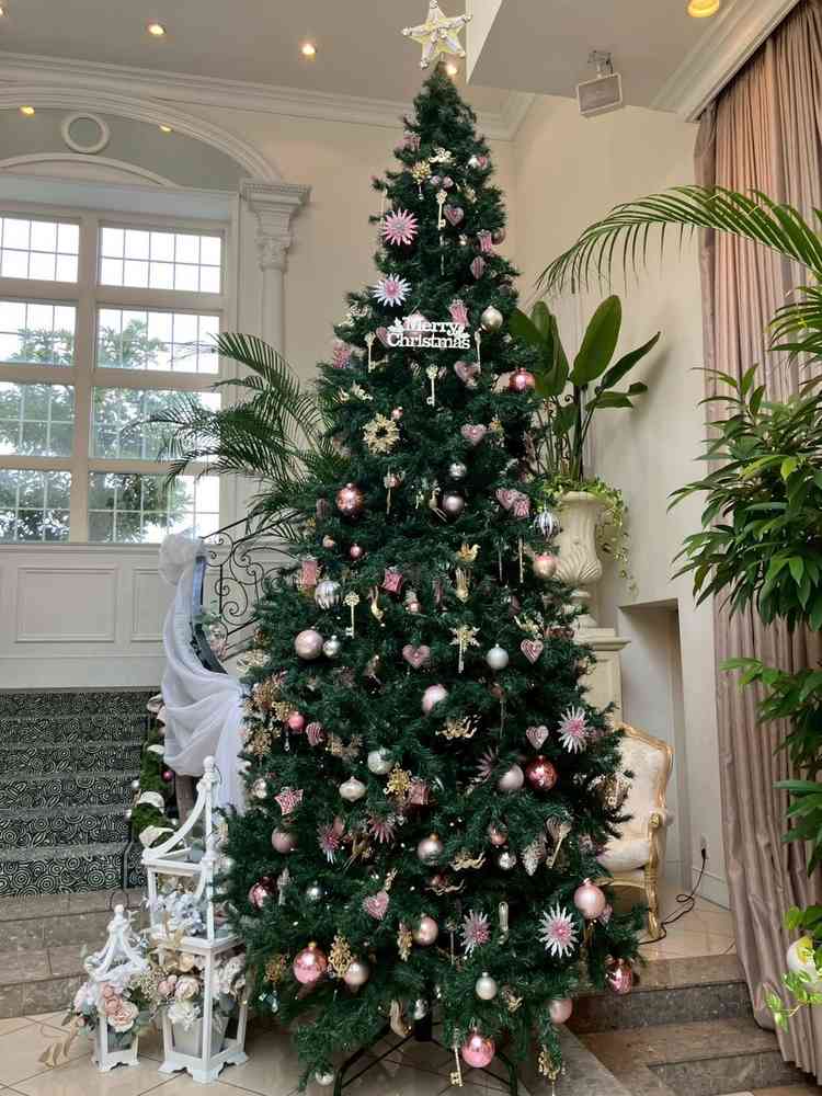 披露宴会場にもツリー