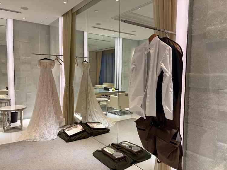 新郎新婦の待合室の写真です。当日の撮影映えもよさそうでした。