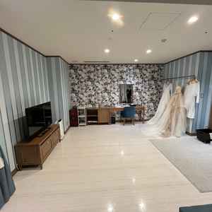 新郎新婦の待機場所も広くて綺麗