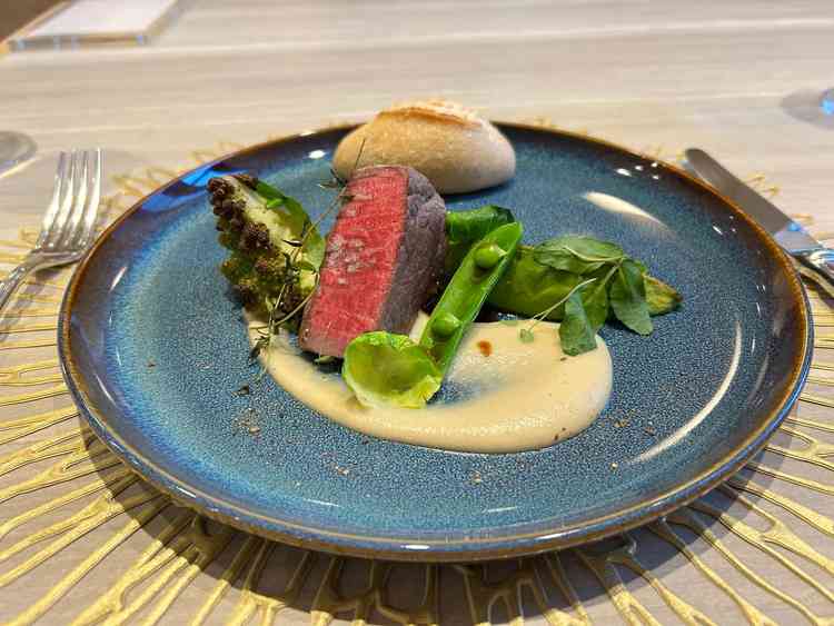 試食会のご飯。柔らかい牛肉にも関わらず、しつこくないため、高齢の祖父母も美味しく食べれそうと思った。