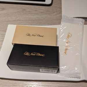 見学時にいただいた、ガトーショコラになります。上がミルク、下がスイートになります。