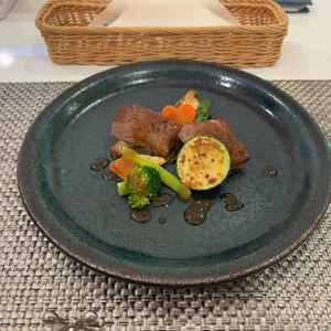 試食(コース料理、お肉)