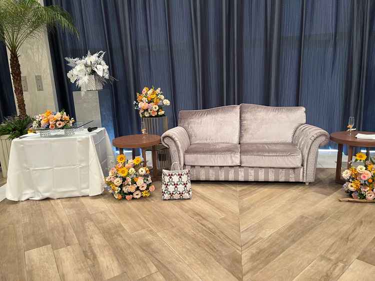 当日実際に披露宴を行われる方の会場装花