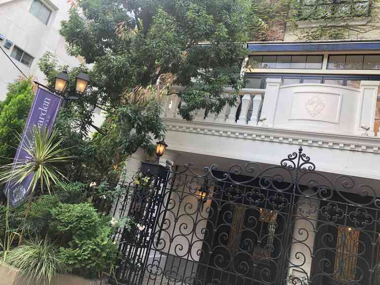 外観は緑が多く、第一印象で雰囲気が素敵だと感じた。