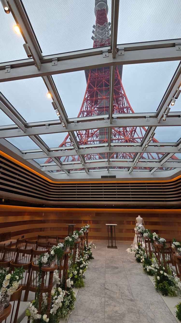 東京タワーが見える挙式会場は圧巻です。