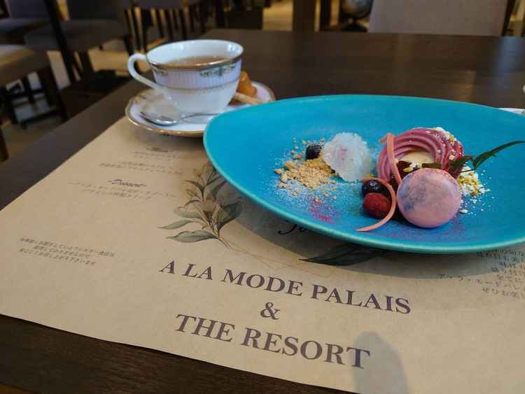 ご試食のデザート。クリームチーズが濃厚でベリーととても相性が良かったです。