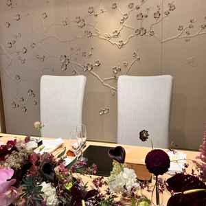 高砂周辺。後ろの背景がとても素敵。レザーで作られているらしい。