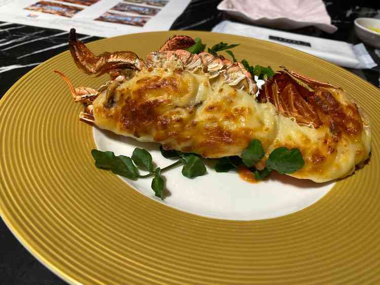 食べやすいフレンチでゴージャス感もあった