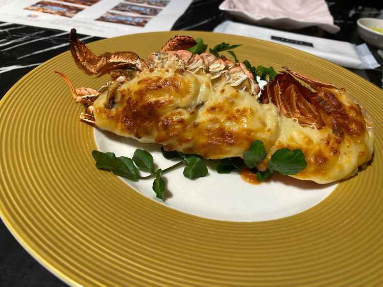 食べやすいフレンチでゴージャス感もあった