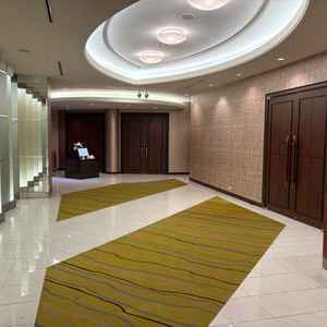 待機室から宴会場までがとても近くスムーズな移動が可能である。