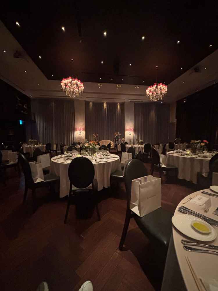 一つ目のハリーポッターの世界線のような披露宴会場