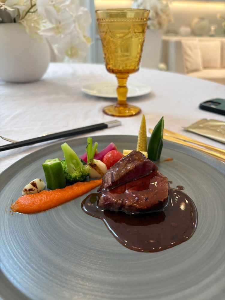 お肉がとても柔らかくてとてもおいしかったです。