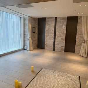 マザーズロード。ここで母に対して映像を流せる。