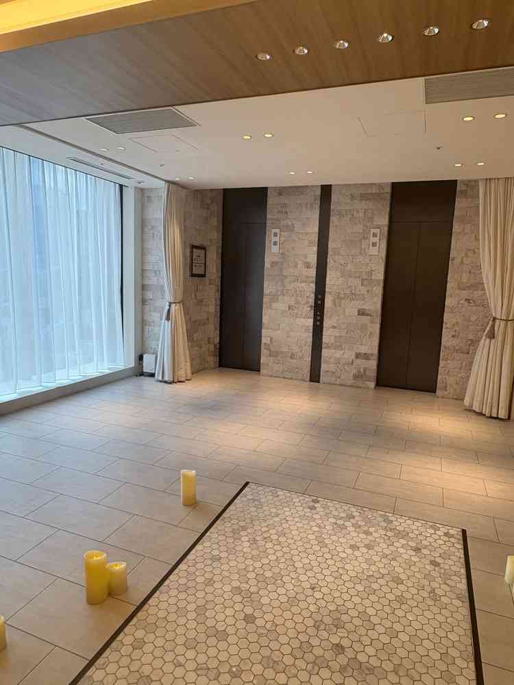 マザーズロード。ここで母に対して映像を流せる。