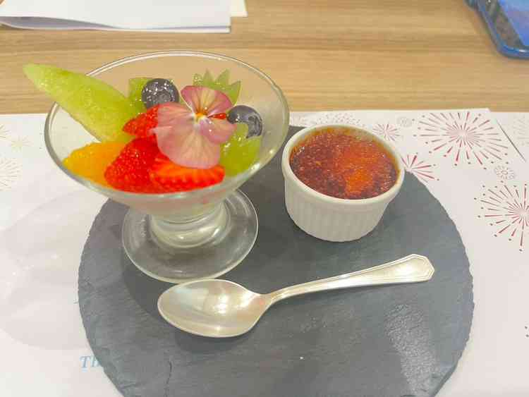 スイーツの試食