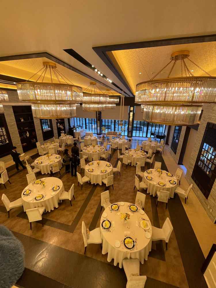 式場1。階段上から。