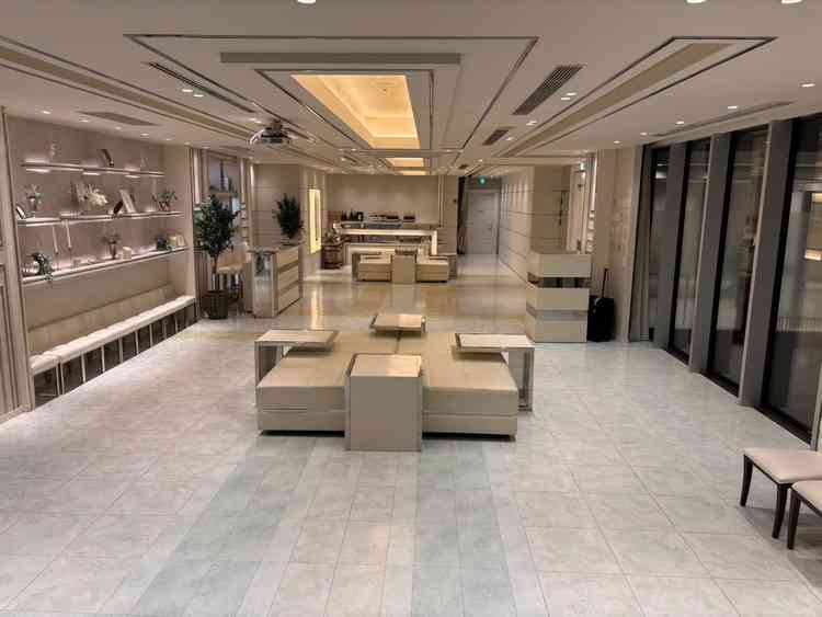 チャペルの隣の少人数用披露宴会場