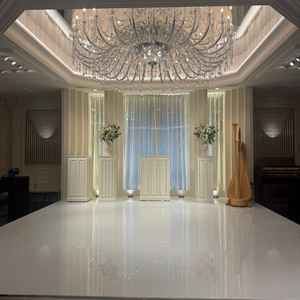 チャペルです。こちらも普通です。こだわって高額になるよりは、それが良いとも言えます。