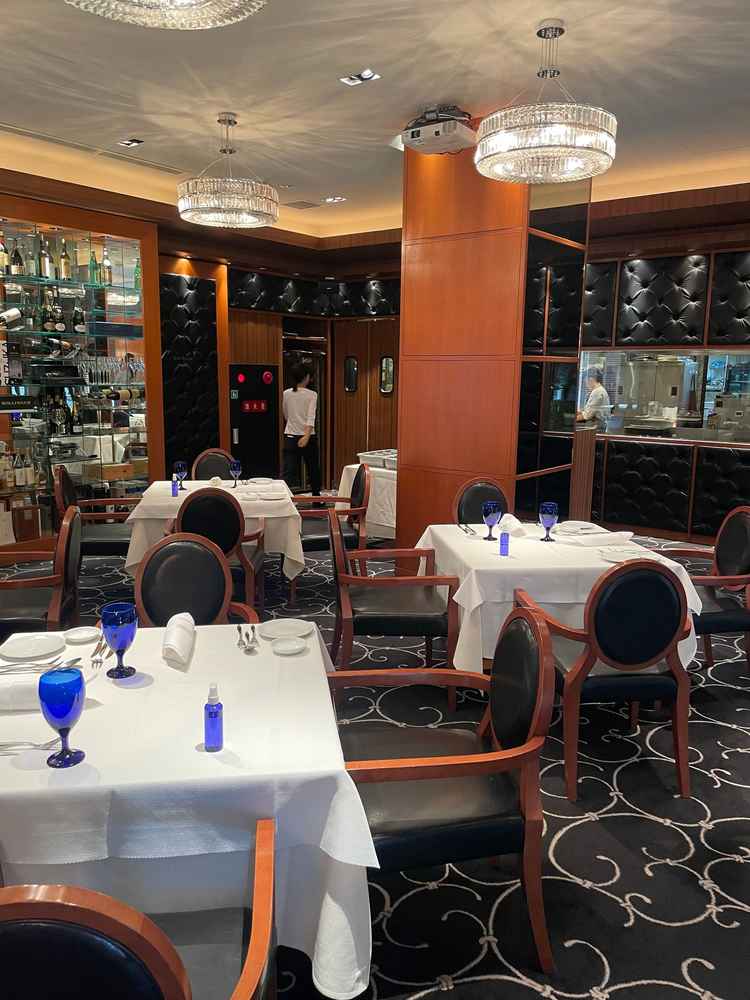 少人数での会食もできる場所