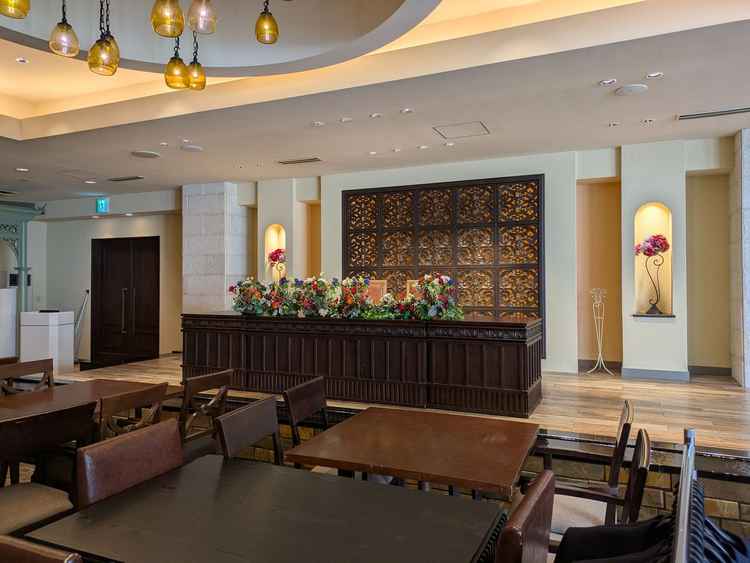 南国風の披露宴会場