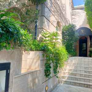 入口。入口から装飾も好みにできるとのことで良かった。