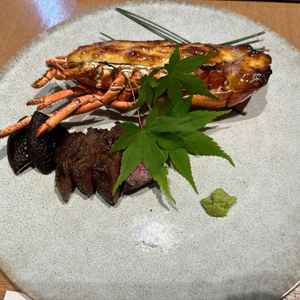 料理がとても美味しい。料理でかなり惹かれた。