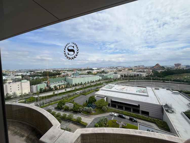 ディズニーリゾートが一望できる披露宴会場。この景色を見れるだけでも満足度が高かったです。