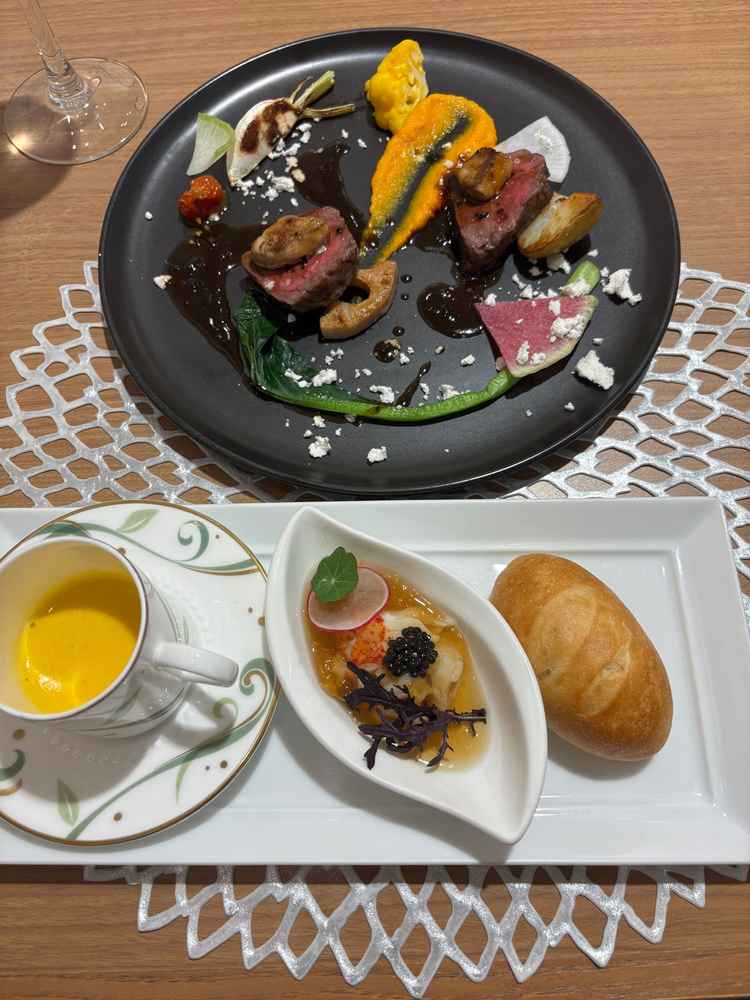 試食でいただいたお料理は全て温かくて美味しかったです。