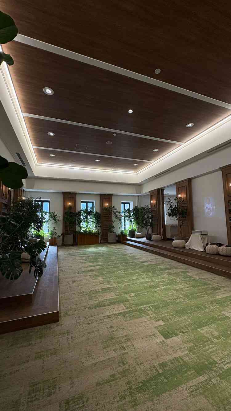 チャペル前待機場所　