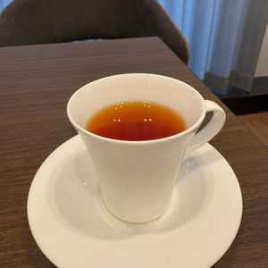 彼が頼んだピーチティです！美味しいとオカワリしていたのが印象的で思わず撮ってしまいました〜！！！！！