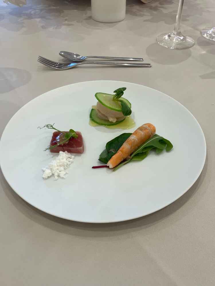 試食させていただいた料理もとてもおいしかったです。参列者も喜ぶだろうなと感じました。