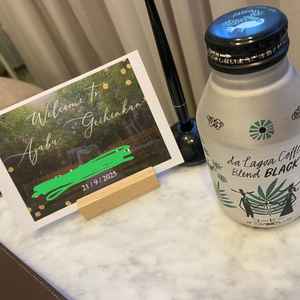 席に迎えられて緊張しましたが楽しい時間でした。またコーヒーなど色んな飲み物を頂けました。