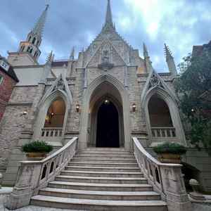 挙式を行うチャペルの外観