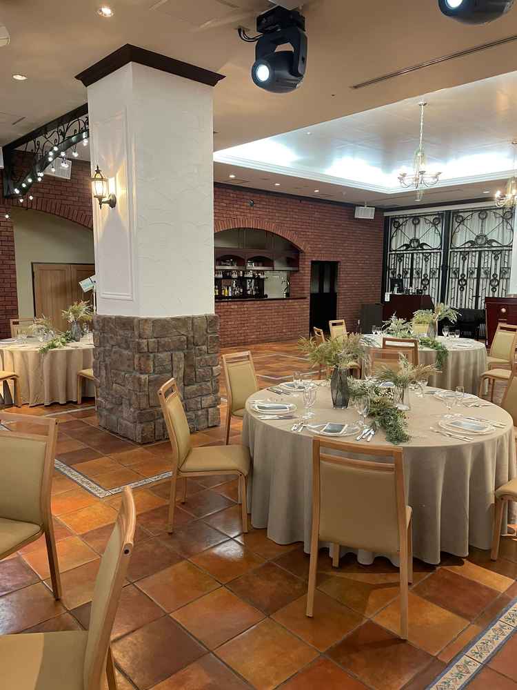 室内にドリンクを作るバーカウンターがあるので、お酒が好きなゲストにも喜んでもらえそうだなと感じました