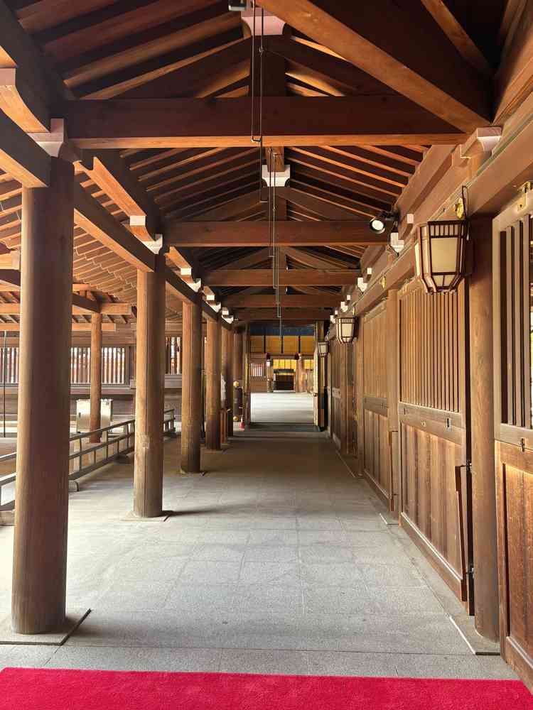 参進の道