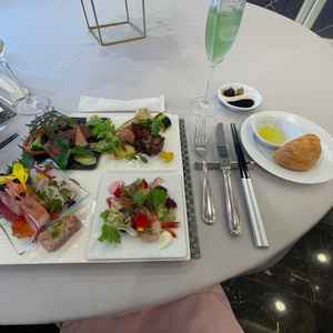 試食