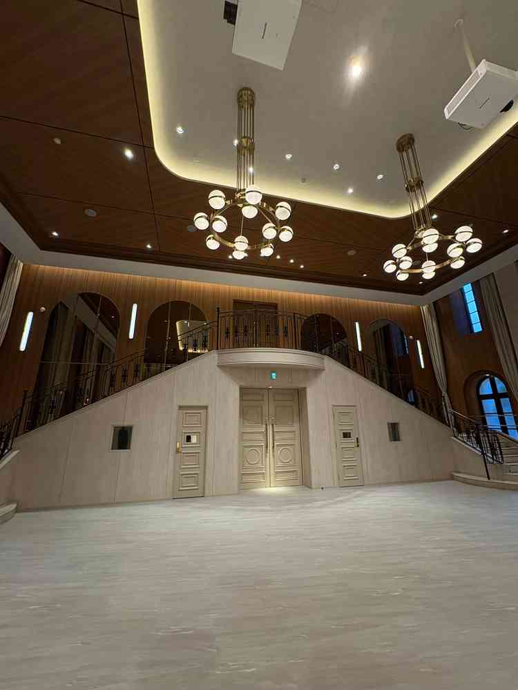 披露宴会場もすごく広かったです。少人数よりは大人数向けだと思います。