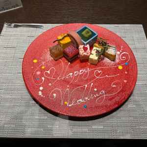 試食の最後にはデザートプレートをいただきました。