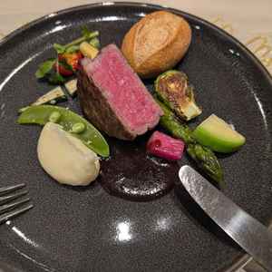 フェアでいただいたお食事です。正直これが選んだ要因の1つです。ゲストの方にも食べてもらいたいと思いま