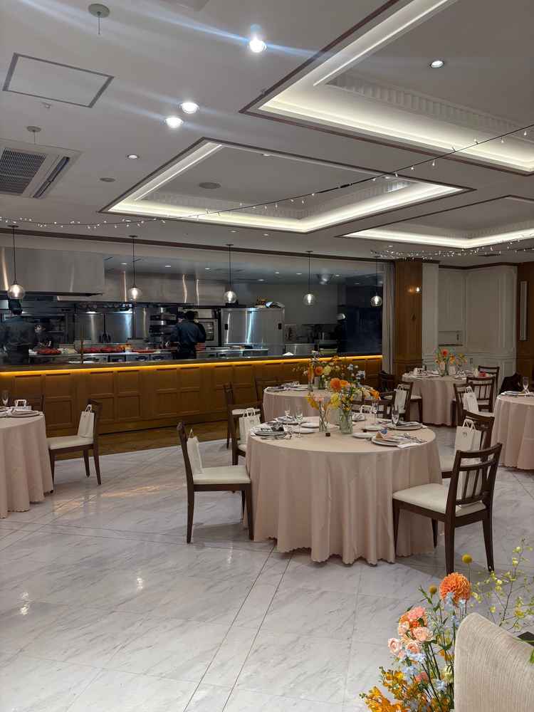 披露宴会場のオープンキッチン