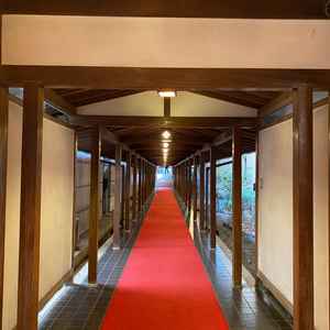 挙式会場までの回廊