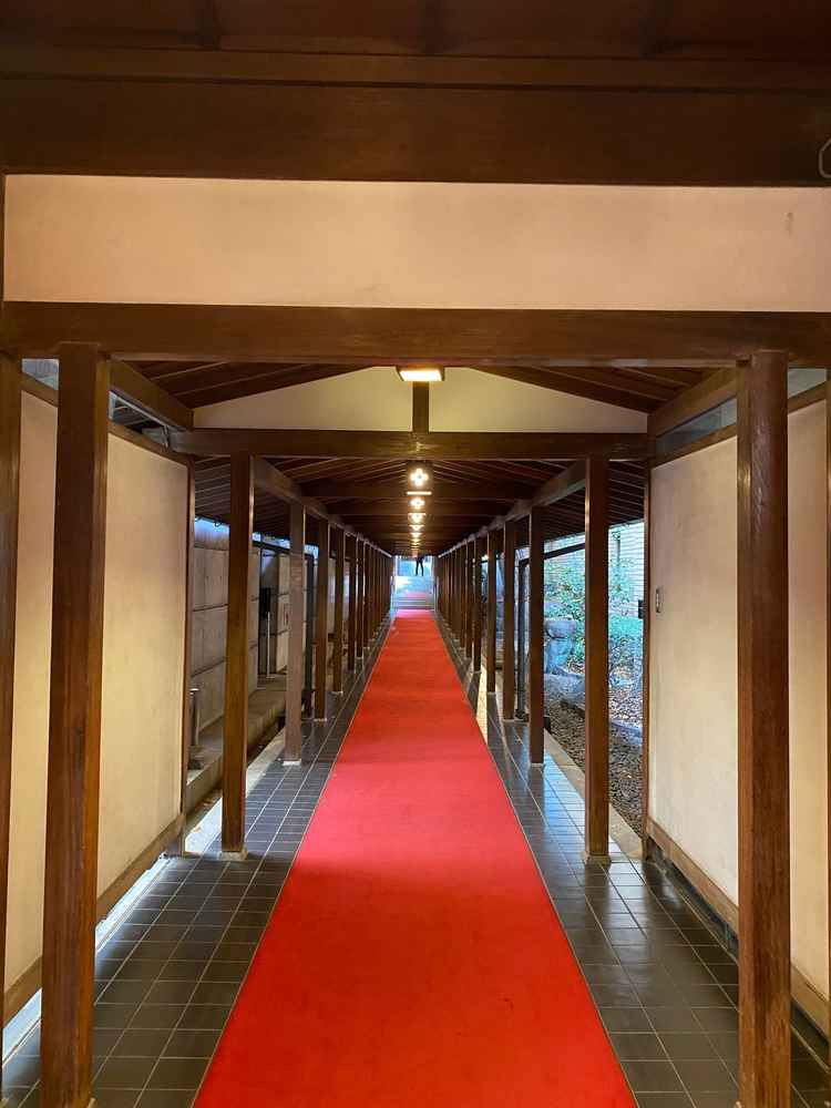 挙式会場までの回廊