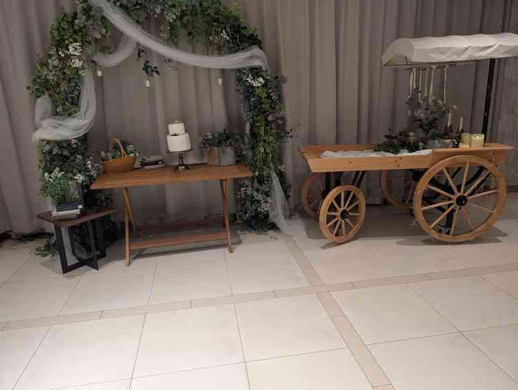 チャペルと披露宴会場を繋ぐ通路にあるフリースペース